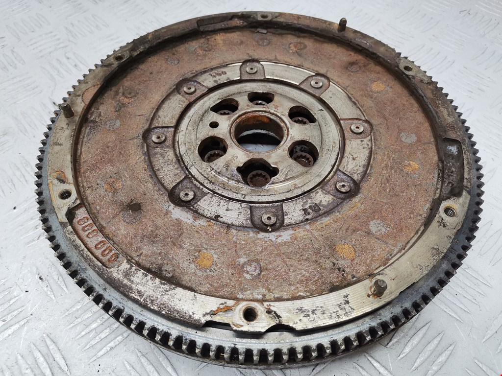 Маховик (демпфер сцепления) SKODA Fabia MK2 5J 2007-2014