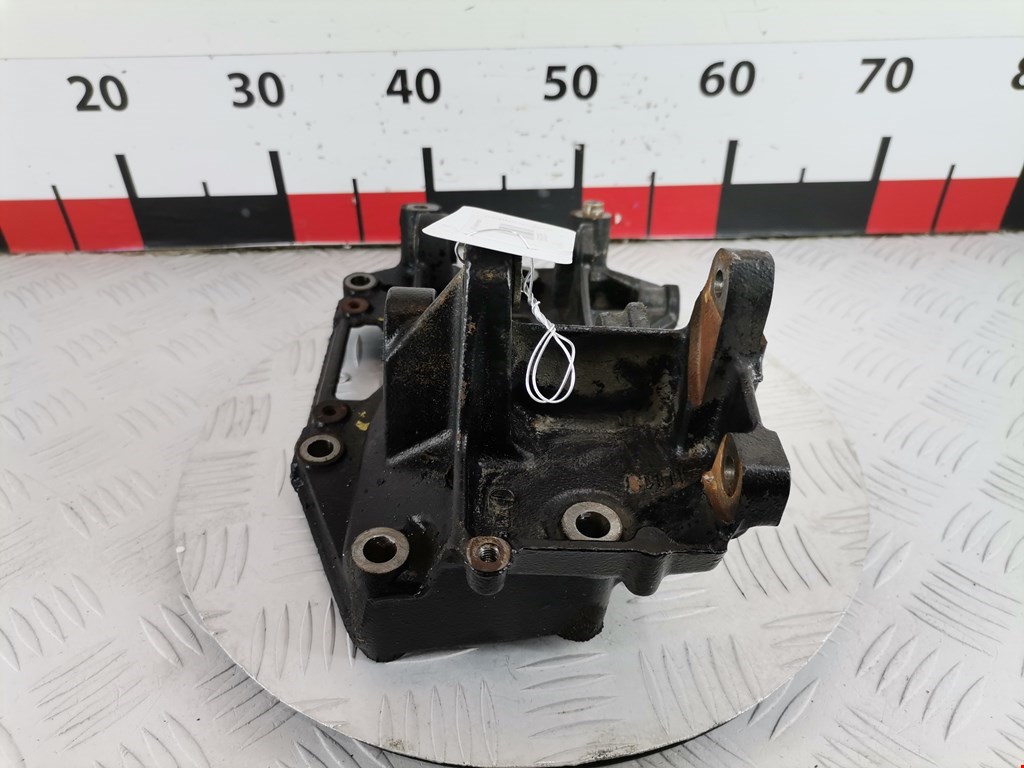 Кронштейн генератора PEUGEOT 206 1998-2012