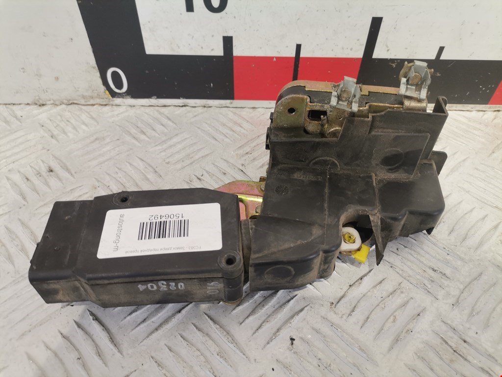 Замок двери передней правой MITSUBISHI Space Star 1999-2006