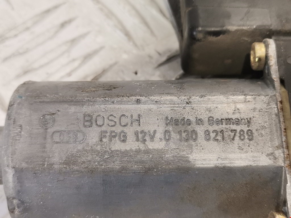 Стеклоподъемник передний правый MITSUBISHI Space Star 1999-2006