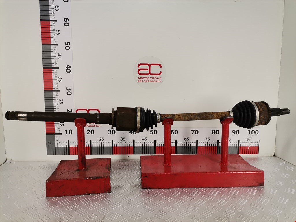 Полуось передняя правая (приводной вал шрус) Land Rover Discovery 3 (2004-2009)