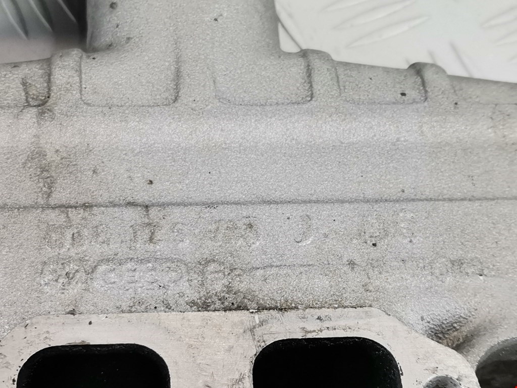 Коллектор впускной VOLKSWAGEN Bora 1998-2005