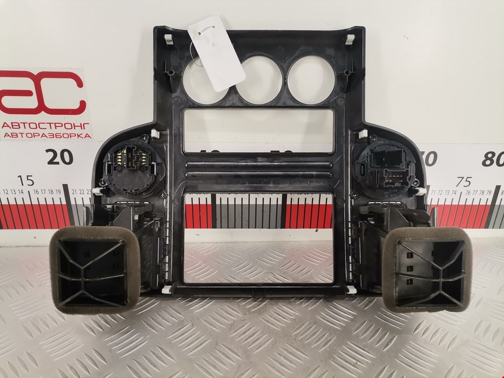 Дефлектор воздушный NISSAN X-Trail T30 2000-2007