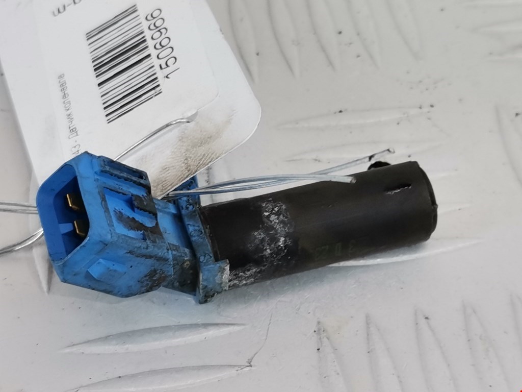 Датчик положения коленвала FORD Fiesta 2001-2008