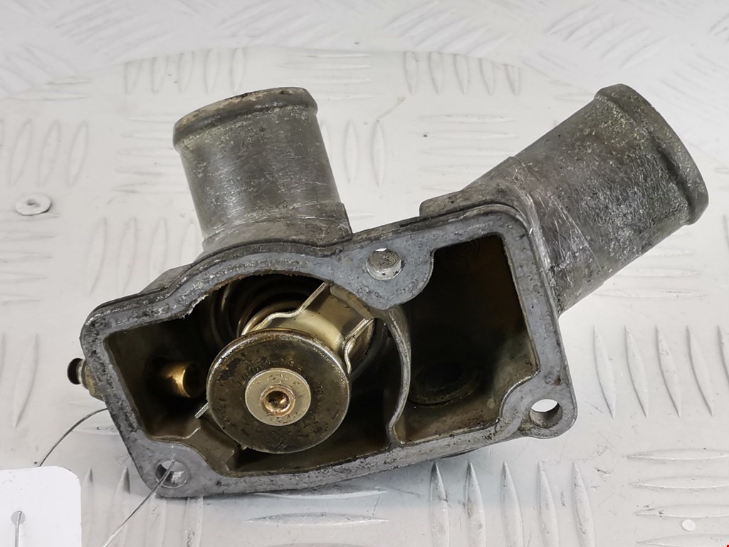 Корпус термостата OPEL Omega B 1994-2004