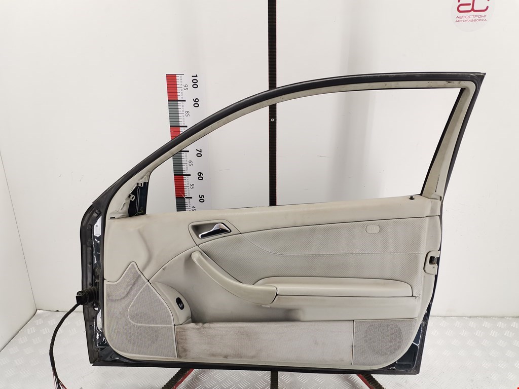Дверь передняя правая MERCEDES-BENZ C-Class C-klasse W203 2000-2007