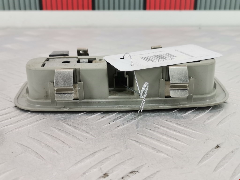 Плафон салонный (салона фонарь) TOYOTA Corolla E120 2001-2006