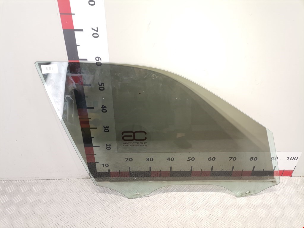 Стекло двери переднее правое BMW X5 E70 2007-2013