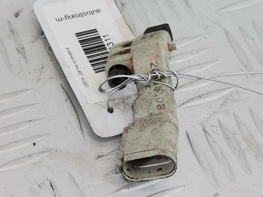 Датчик положения коленвала SKODA Superb 2008-2015