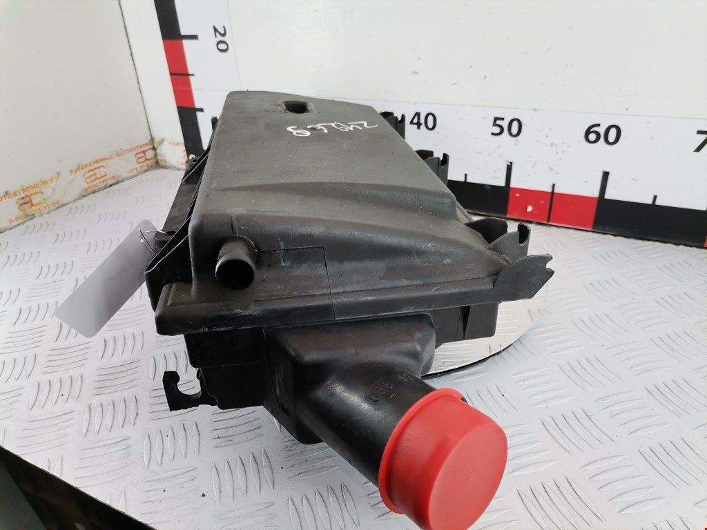 Корпус воздушного фильтра VOLKSWAGEN Lupo 1999-2005