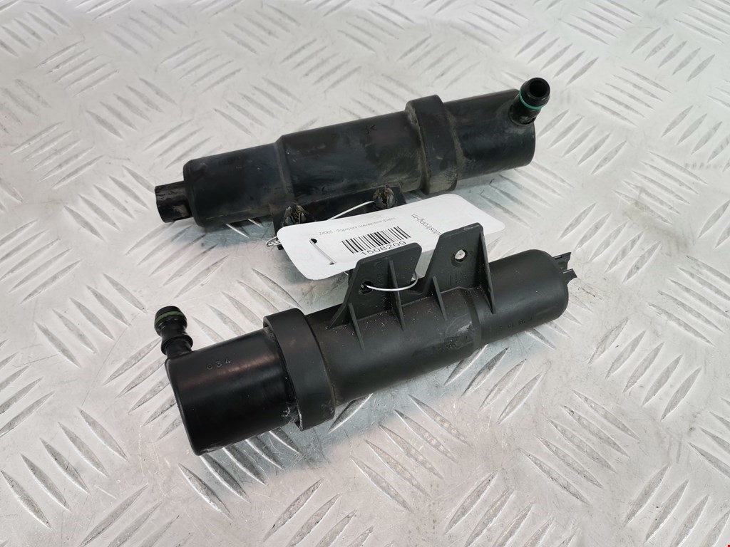 Форсунка омывателя фары Ford Focus 1 (1998-2005)