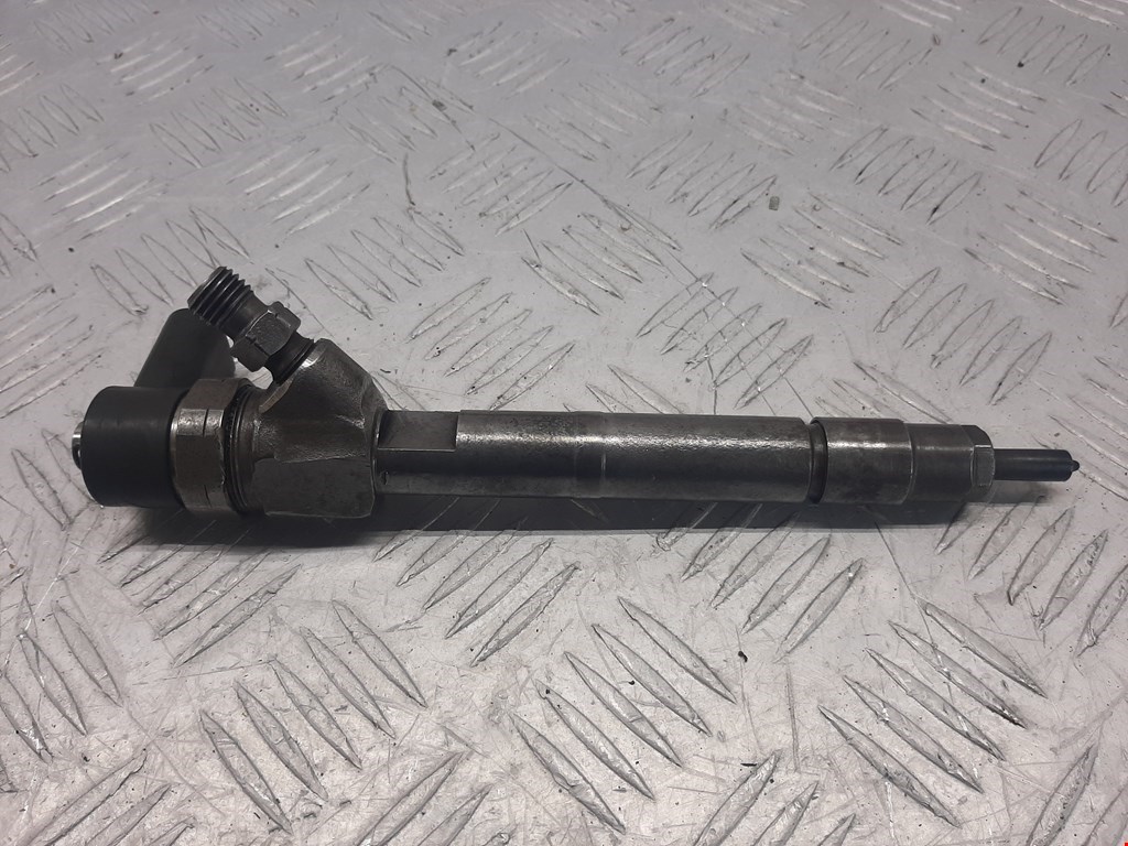 Форсунка дизельная электрическая MERCEDES-BENZ C-Class C-klasse W203 2000-2007