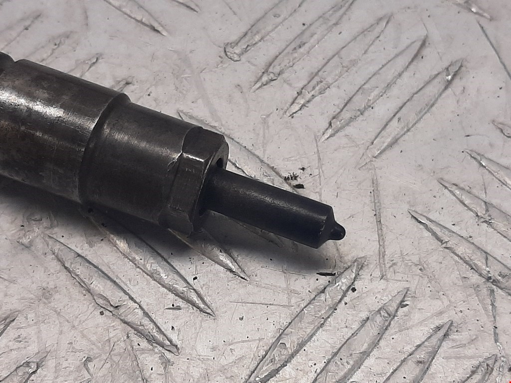 Форсунка дизельная электрическая MERCEDES-BENZ C-Class C-klasse W203 2000-2007