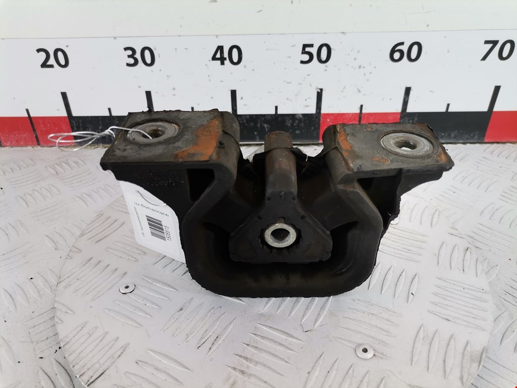 Подушка (опора) крепления двигателя Opel Corsa C (2000-2006)