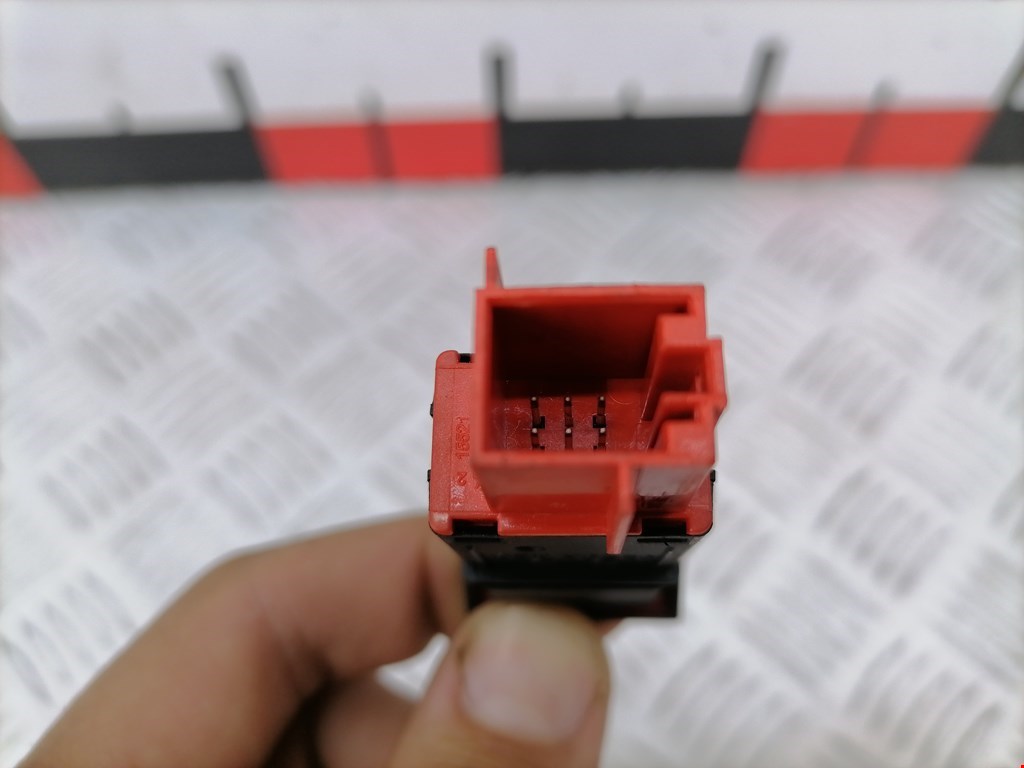 Кнопка аварийной сигнализации (аварийки) SKODA Fabia MK2 5J 2007-2014