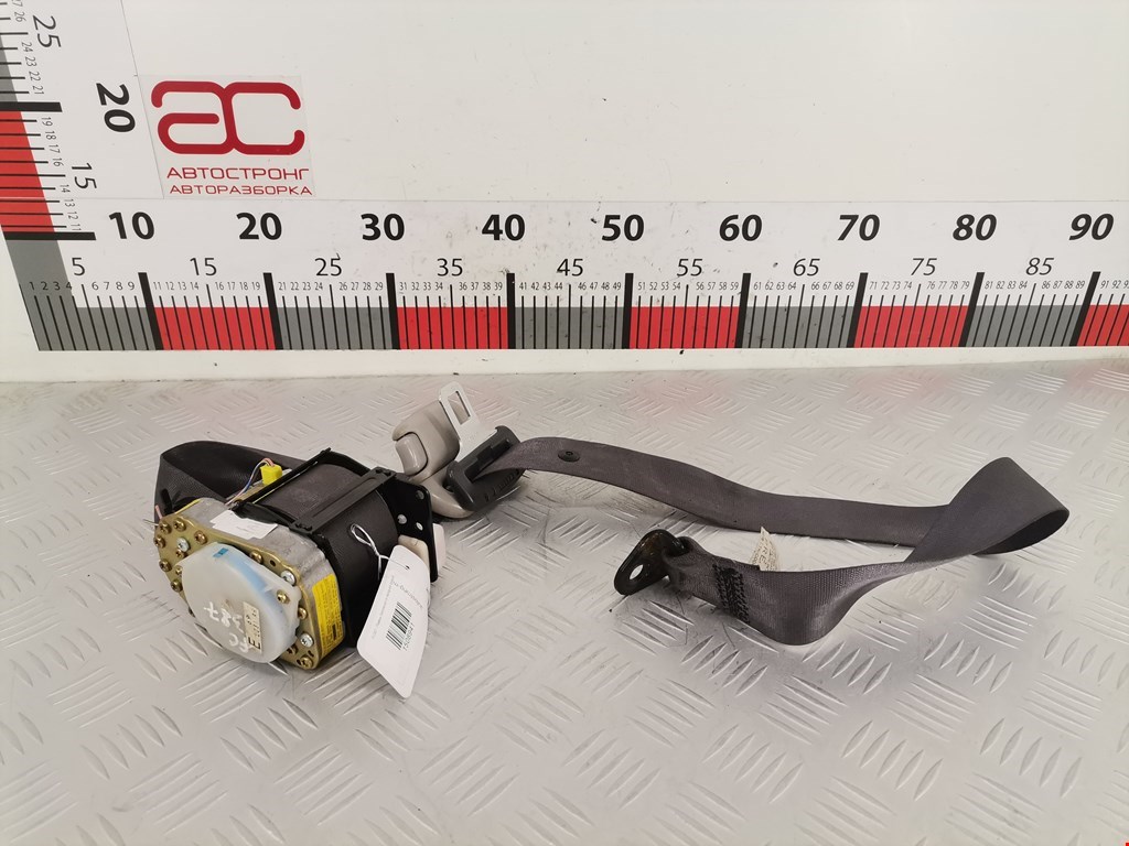 Ремень безопасности передний правый Mazda MPV 2 (1999-2006)