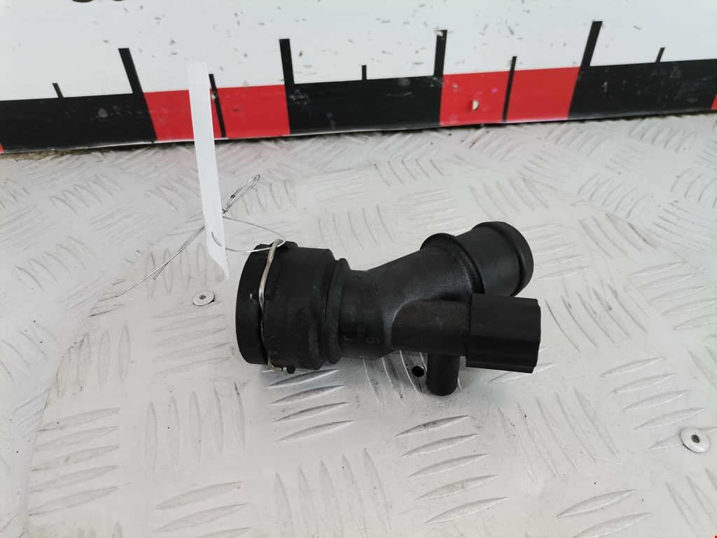 Тройник системы охлаждения VOLKSWAGEN Golf IV 1997-2003