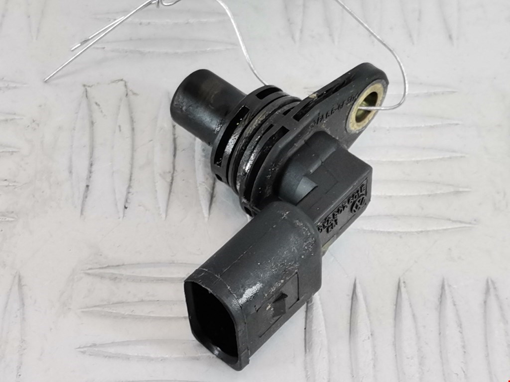 Датчик положения распредвала VOLKSWAGEN Golf IV 1997-2003