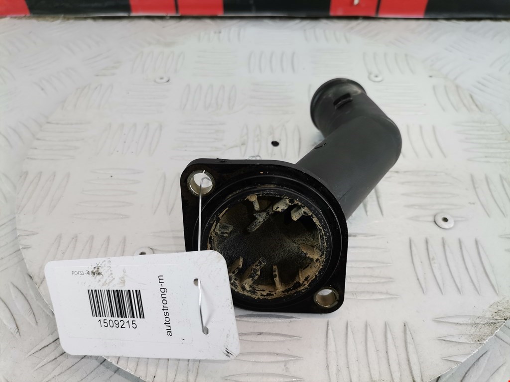 Тройник системы охлаждения VOLKSWAGEN Golf IV 1997-2003