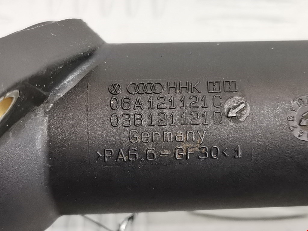 Тройник системы охлаждения VOLKSWAGEN Golf IV 1997-2003