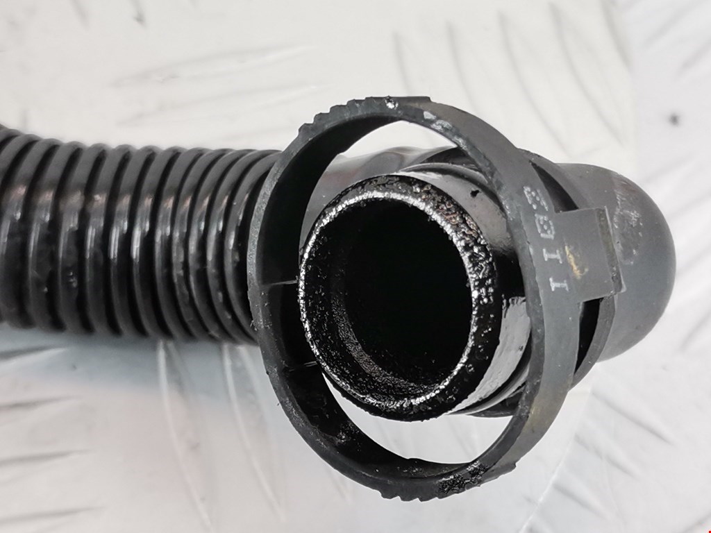 Трубка картерных газов VOLKSWAGEN Polo IV 2001-2009