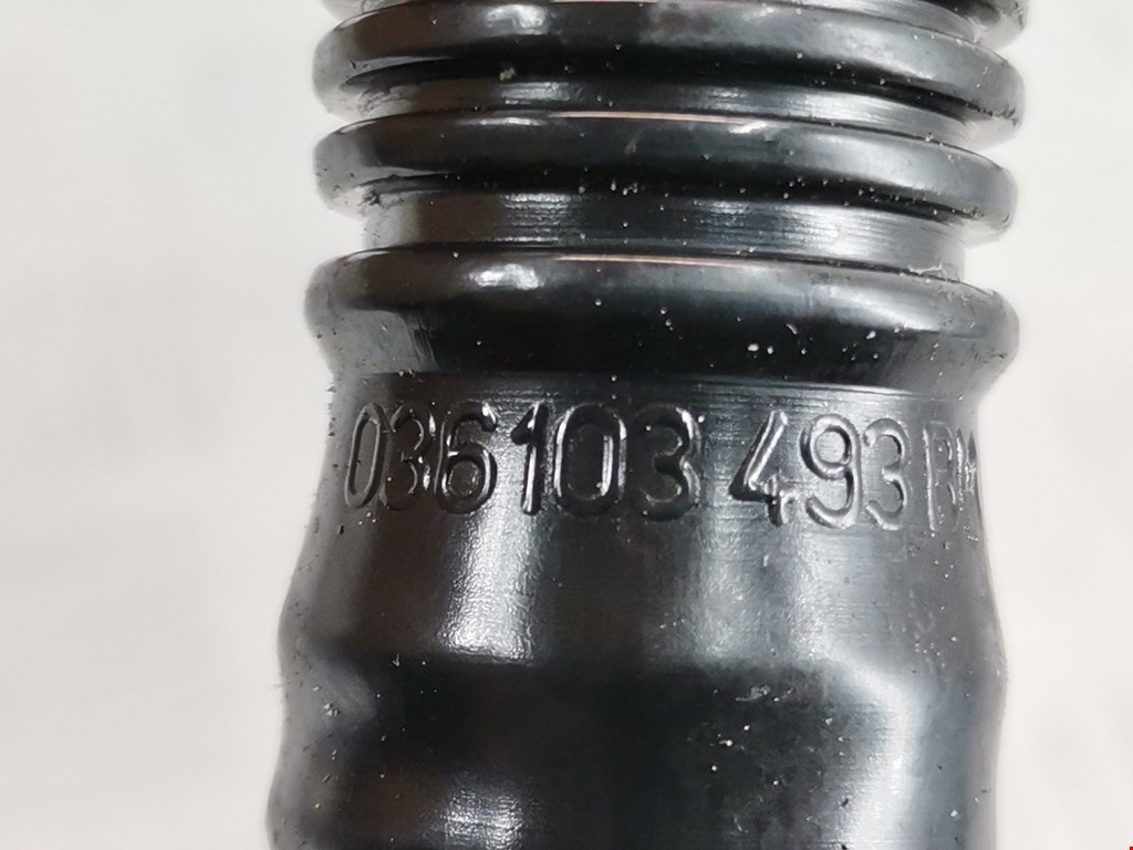 Трубка картерных газов VOLKSWAGEN Polo IV 2001-2009