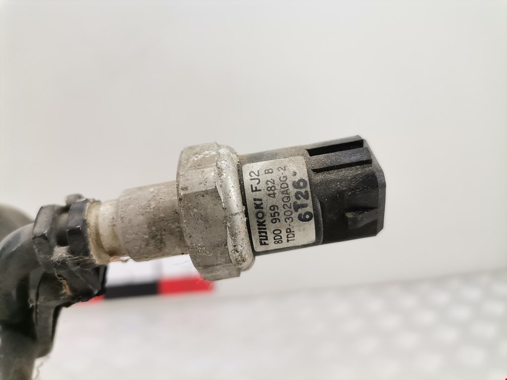 Радиатор кондиционера VOLKSWAGEN Passat B5 1997-2005