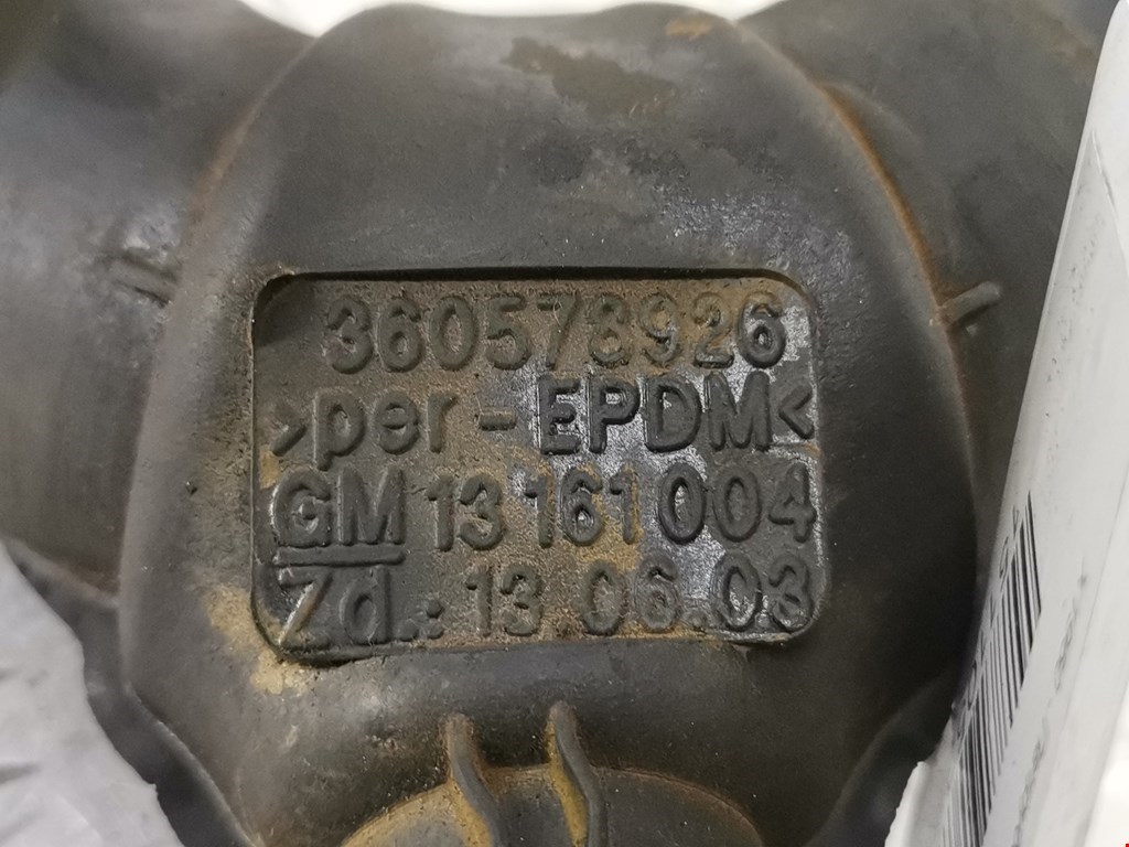 Патрубок OPEL Corsa C 2000-2006