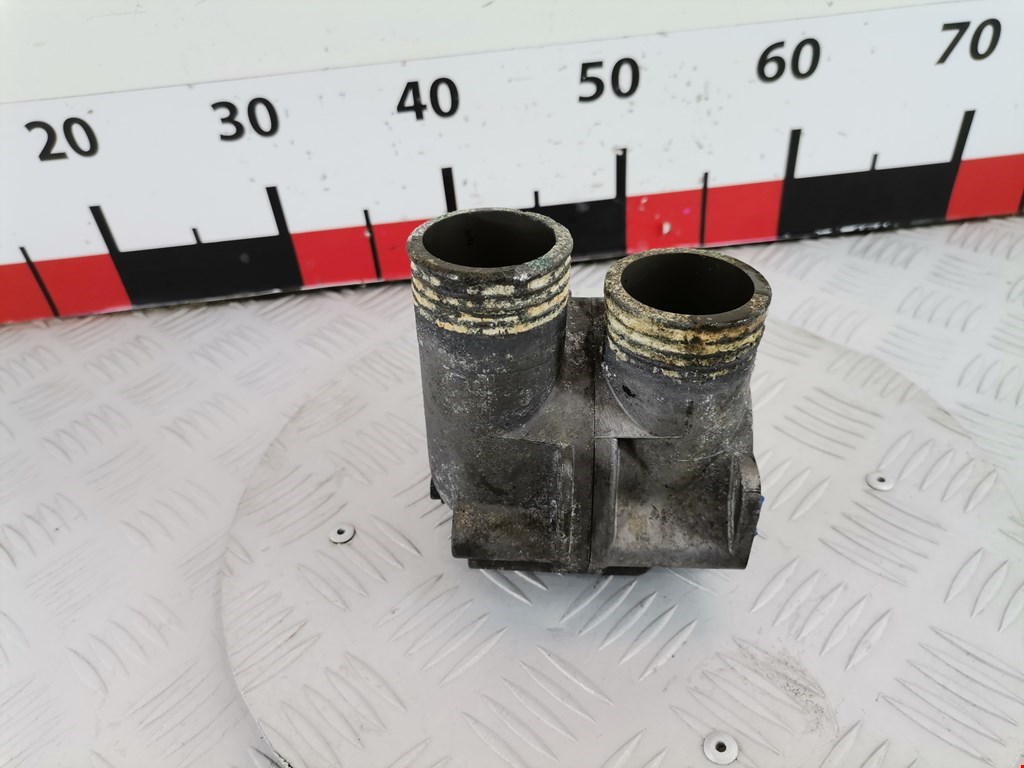 Корпус термостата BMW 5er 5 серия E34 1988-1997