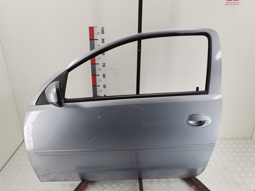 Дверь передняя левая OPEL Corsa C 2000-2006