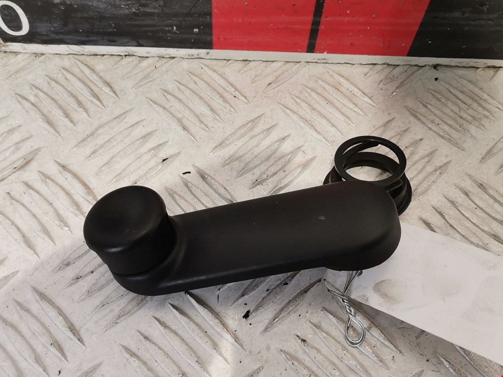 Ручка стеклоподъемника DACIA Duster Duster I 2010-2017