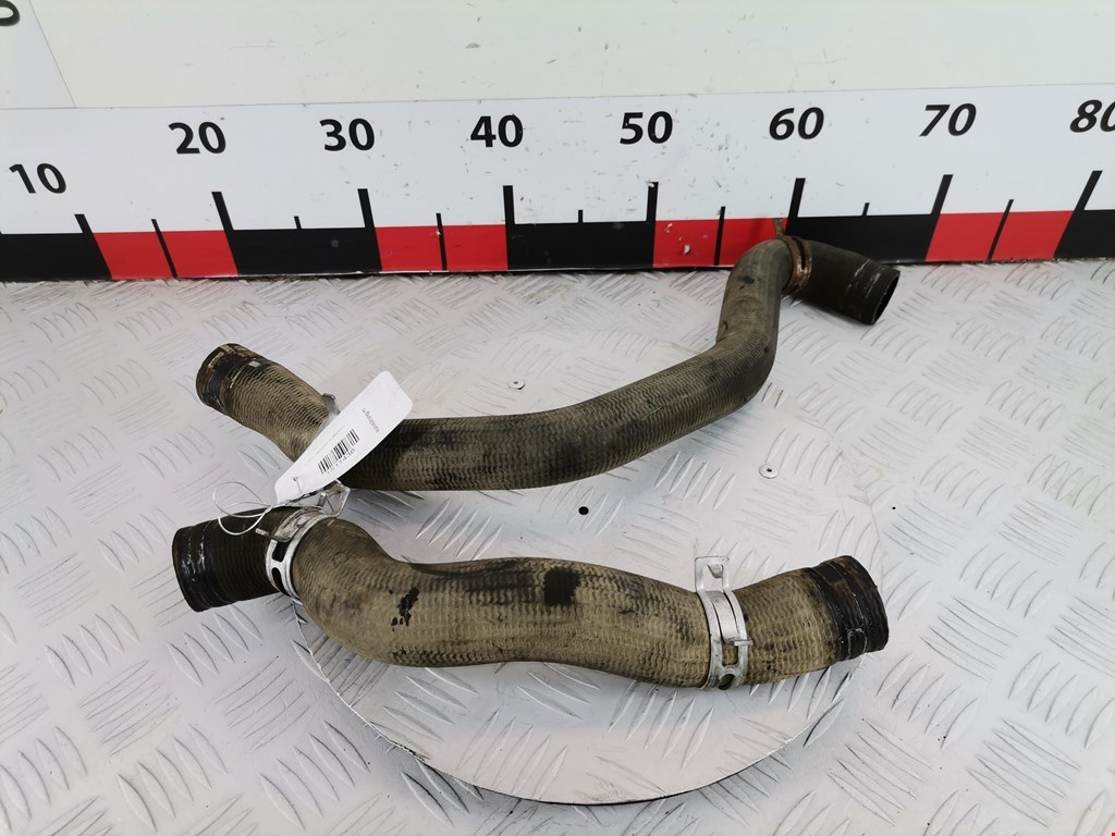 Патрубок системы охлаждения Peugeot 307 (2001-2008)