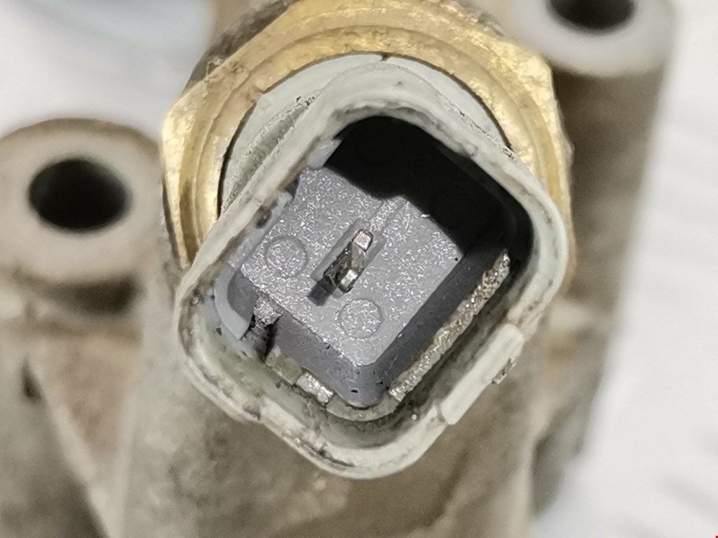 Корпус масляного фильтра PEUGEOT 307 2001-2008