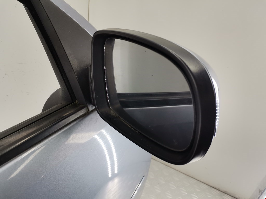 Дверь передняя правая OPEL Corsa C 2000-2006