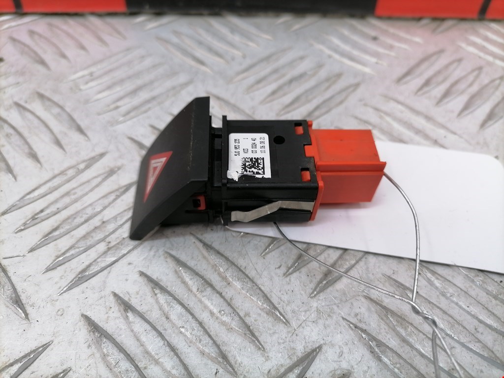 Кнопка аварийной сигнализации (аварийки) SKODA Fabia MK2 5J 2007-2014