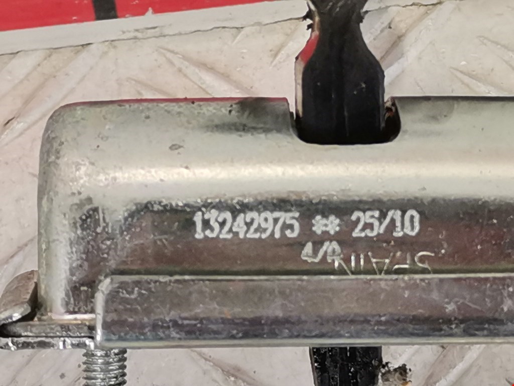 Ограничитель открывания двери OPEL Corsa D 2006-2014