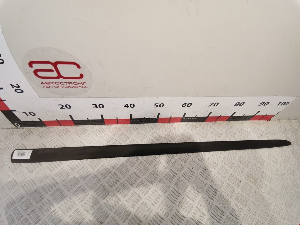 Накладка декоративная (молдинг) двери передней правой Mercedes A-Class (W168) (1997-2004)