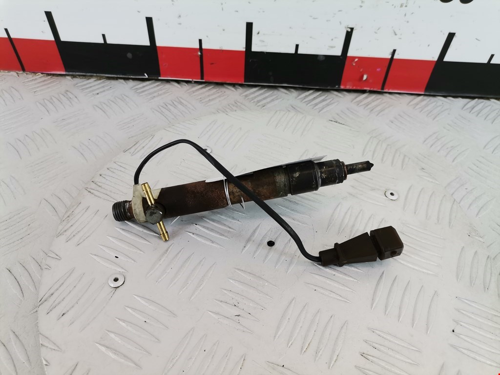 Форсунка дизельная электрическая SKODA Fabia MK1 1999-2006