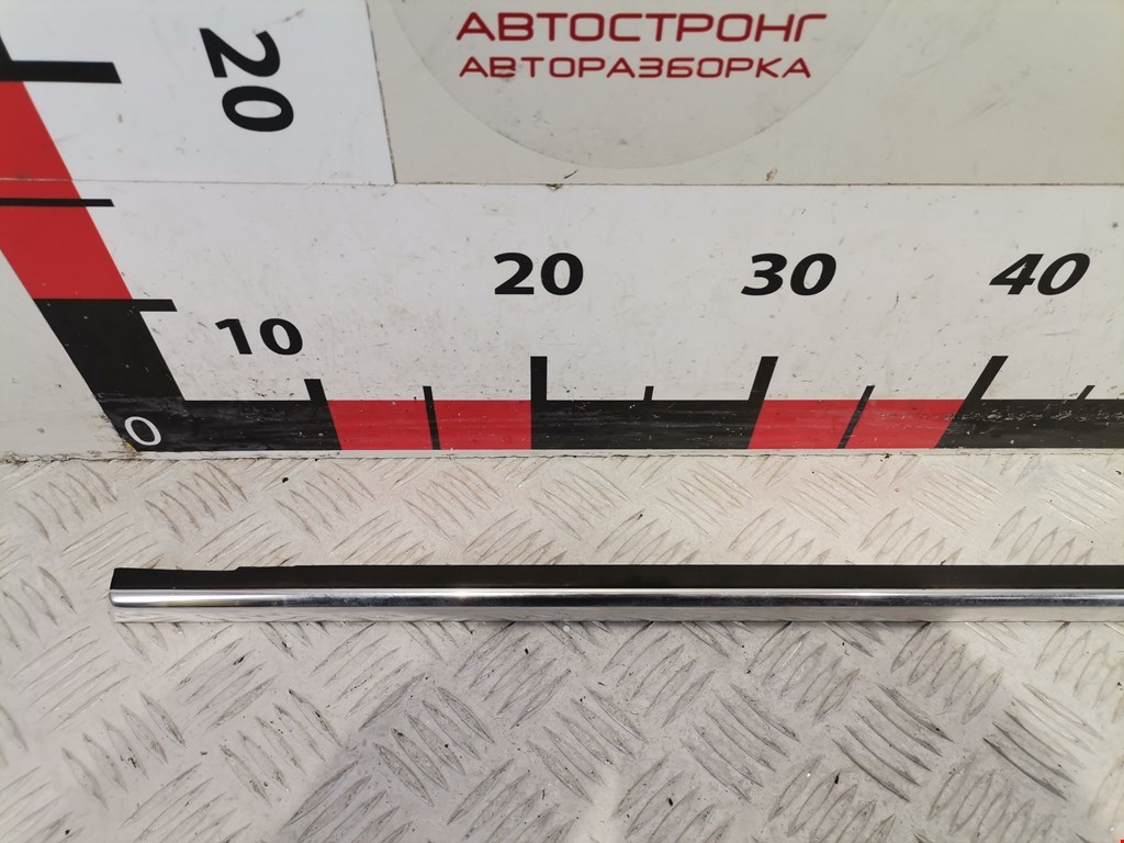 Уплотнитель (внутри) VOLKSWAGEN Passat B5 1997-2005