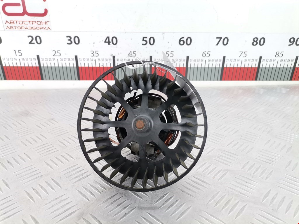 Моторчик (мотор) отопителя салона OPEL Corsa B 1993-2000