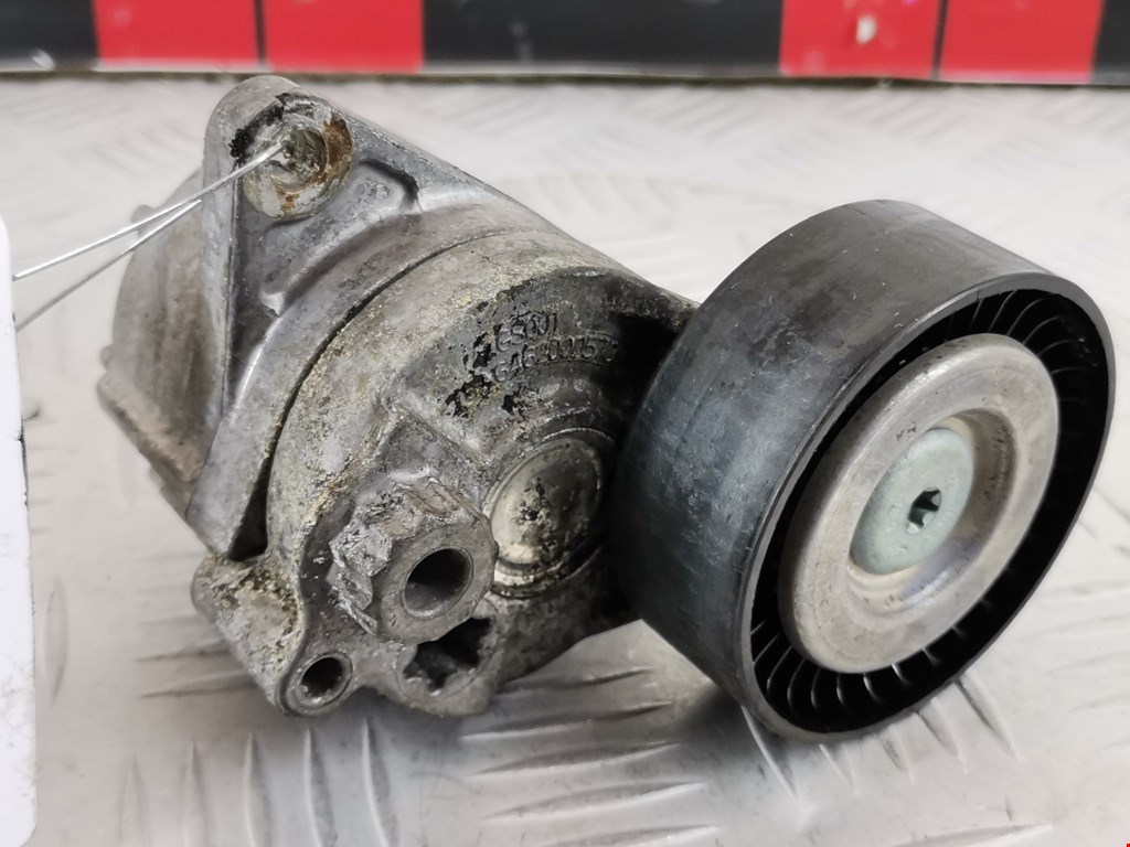 Натяжитель ремня генератора (приводного поликлинового ремня Mercedes E-Class (W210) (1995-2003)