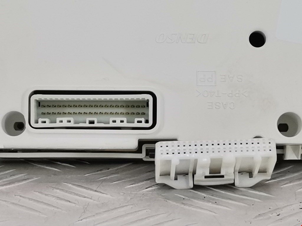 Панель приборов (щиток) DAIHATSU Cuore Cuore L251 2003-2007