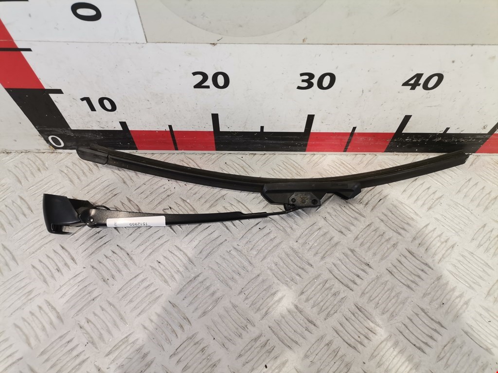 Поводок дворника задний (заднего) AUDI A4 B5 1995-2001