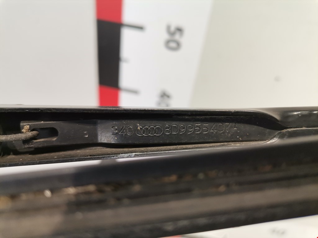 Поводок дворника задний (заднего) AUDI A4 B5 1995-2001