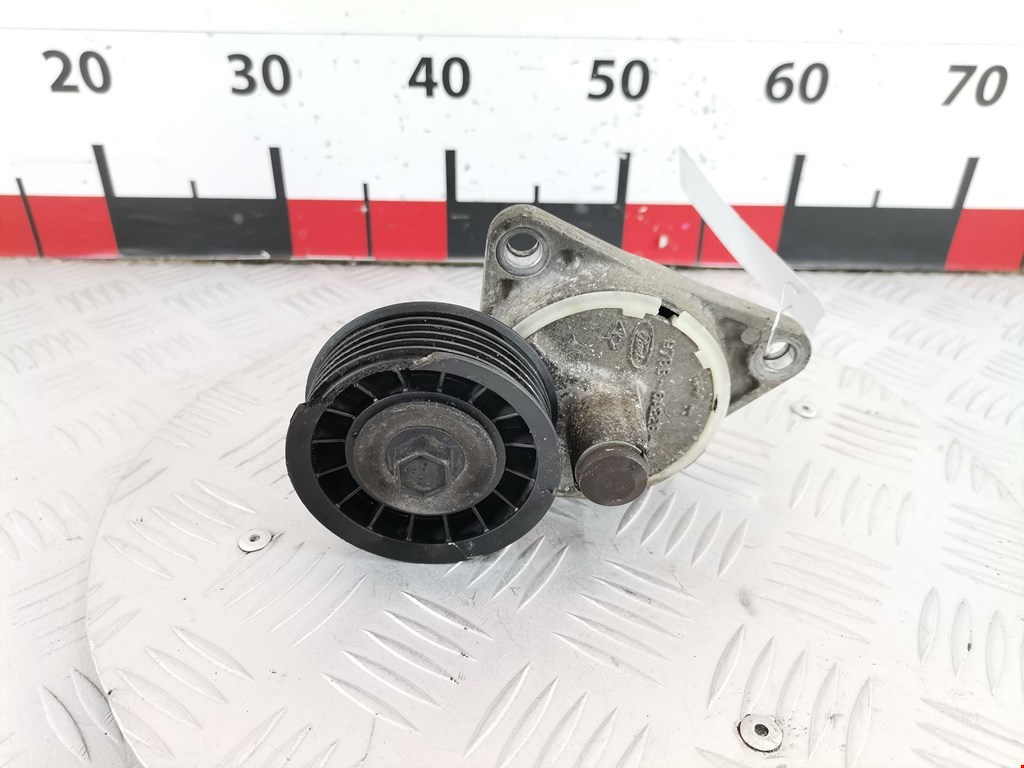 Натяжитель ремня генератора (приводного поликлинового ремня Ford Focus 1 (1998-2005)