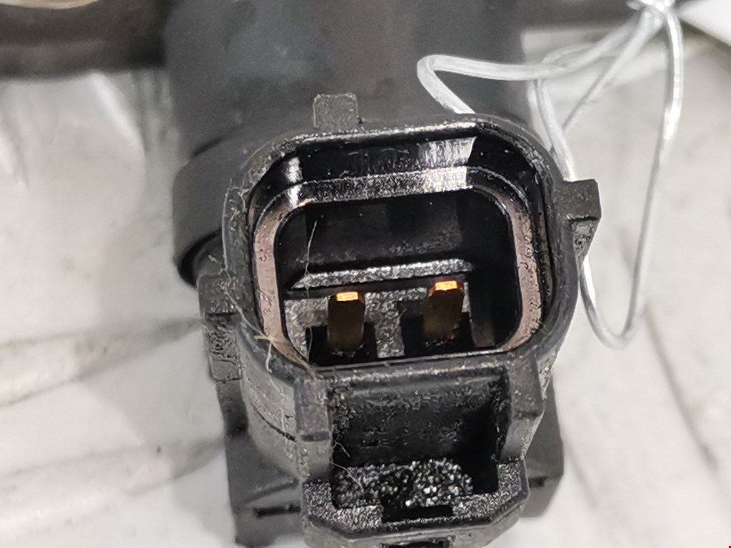 Датчик положения коленвала FORD Mondeo III 2000-2007