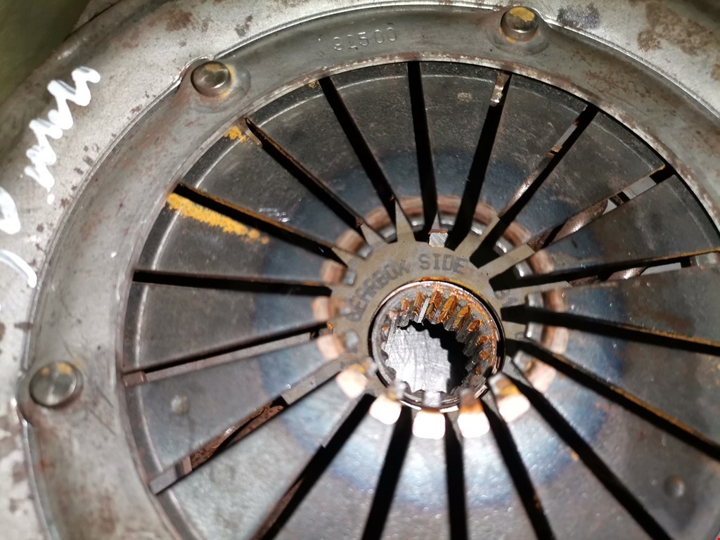 Маховик (демпфер сцепления) PEUGEOT 207 2006-2015