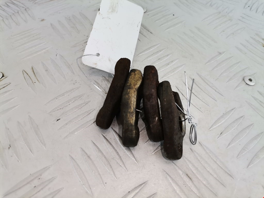 Кронштейн форсунки RENAULT Scenic II 2003-2010