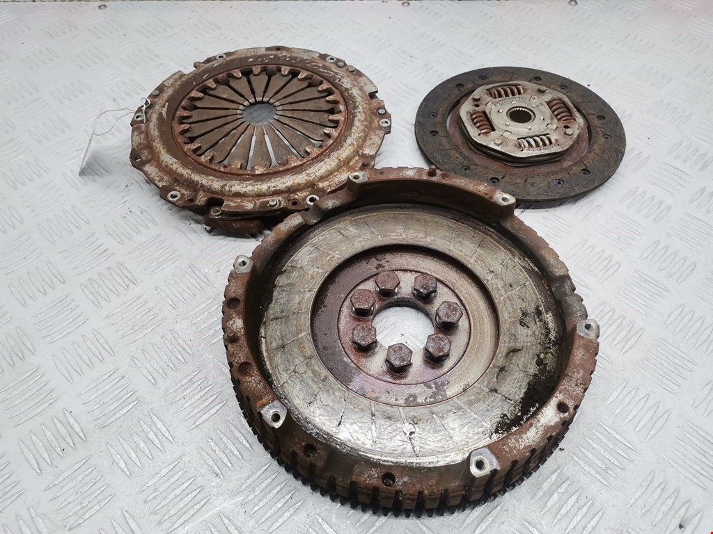 Маховик (демпфер сцепления) RENAULT Clio 1998-2008