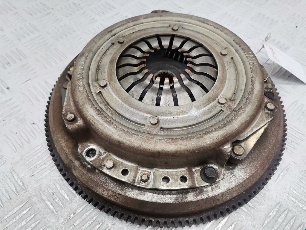 Маховик (демпфер сцепления) FORD KA 1996-2008